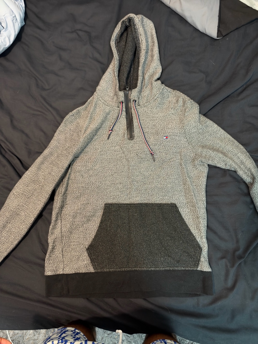 Tommy Hilfiger Men's Gray Quarter-Zip Pullover Like New